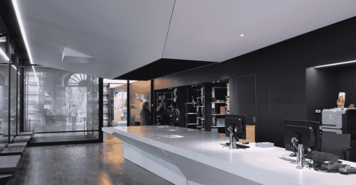 plafond-tendu-barrisol-solution-design-et-durable-pour-rénover-sans-contrainte